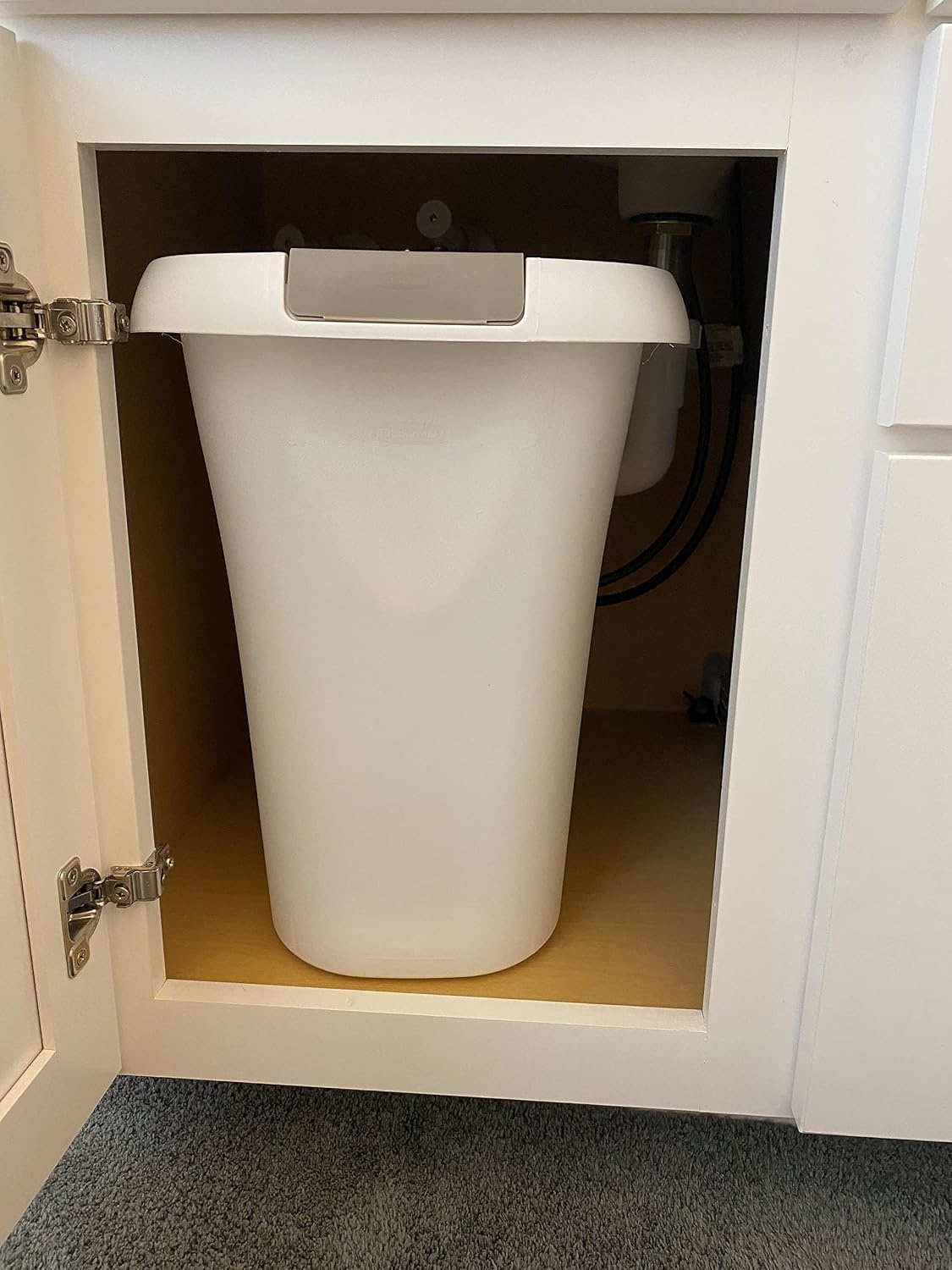 image:imageRubbermaid Open Top Trash Can 53Gallon White Plastic WastebasketGarbage Bin for HomeKitchenBathroomGarage