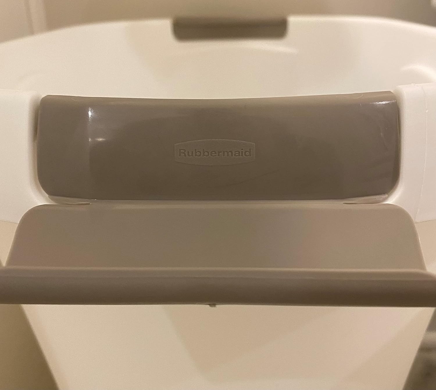 image:imageRubbermaid Open Top Trash Can 53Gallon White Plastic WastebasketGarbage Bin for HomeKitchenBathroomGarage