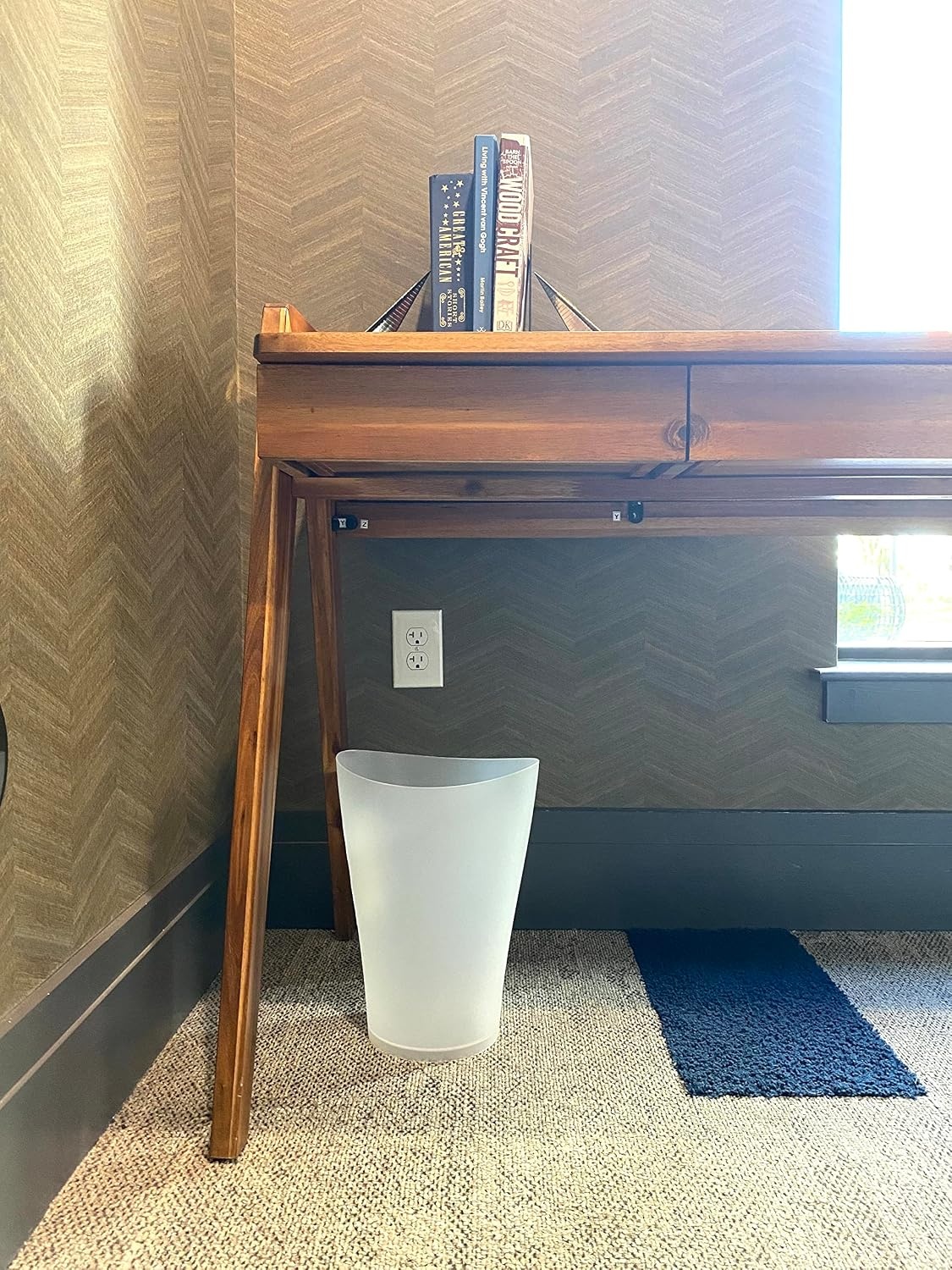 image:imageRubbermaid Spa Works Compact Contemporary Style 9 Quart Indoor Open Vanity Home Trash Container WhiteClear