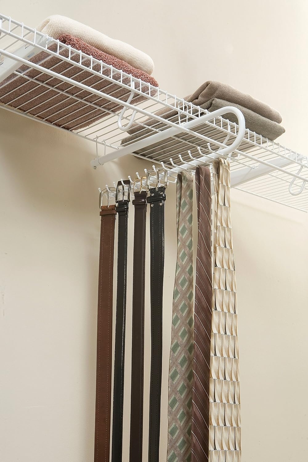 image:imageRubbermaid Configurations 30Hook Tie and Belt Organizer TitaniumFG3H9802TITNM