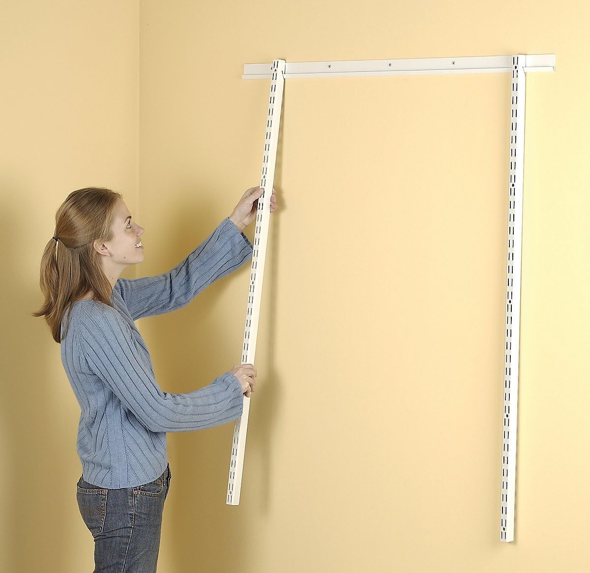 image:imageRubbermaid Fast Track Upright Hardware 475 White Durable Ideal for Pantries Linen Closets Laundry Rooms Utility Rooms