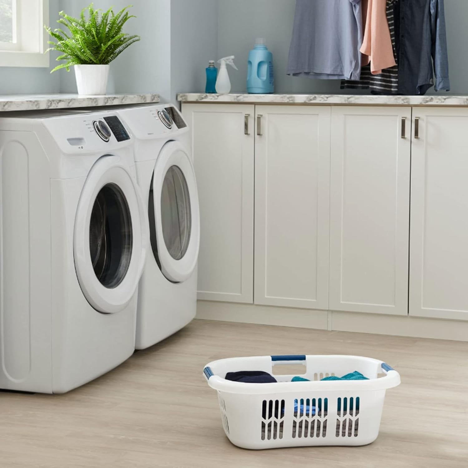 image:imageRubbermaid Large HipHugger Laundry BasketHamper 15Bushel White Stackable Storage BinOrganizer for BathroomBedroomDormHome21 Bushel